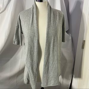 Old Navy Gray  Short Sleeve Cardigan in EUC size L